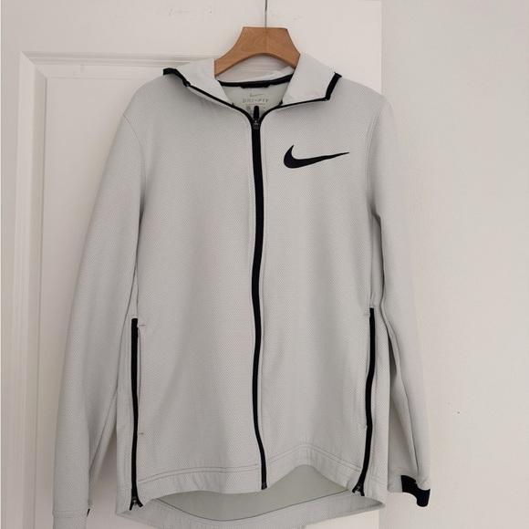 Nike women’s white w/black accents full zip hooded athletic sweater size large - Picture 1 of 4